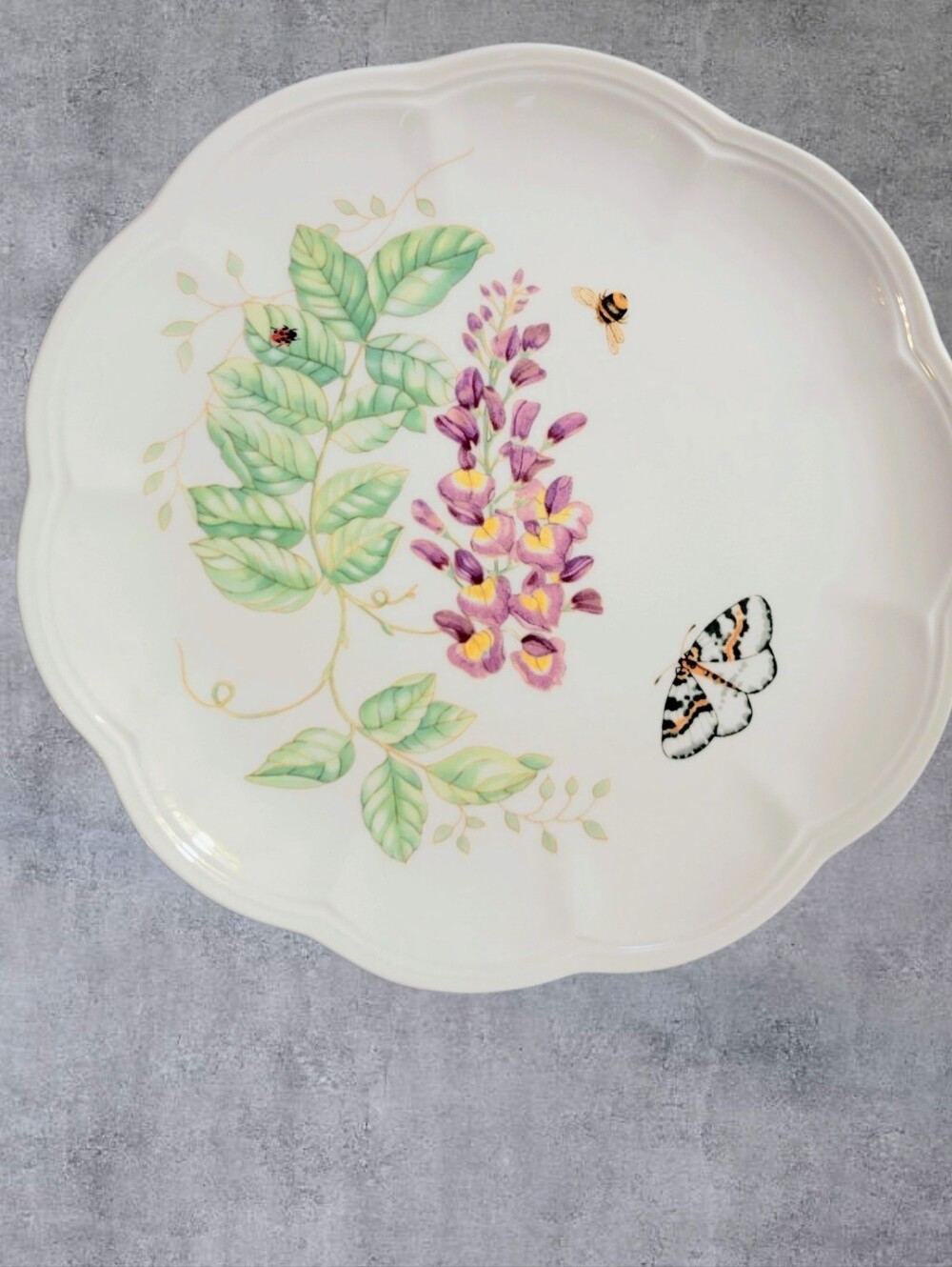Lenox Butterfly Meadow Floral Lunch Accent Plates, Bee, Ladybug, Set Of 2, EUC - Picture 2 of 7